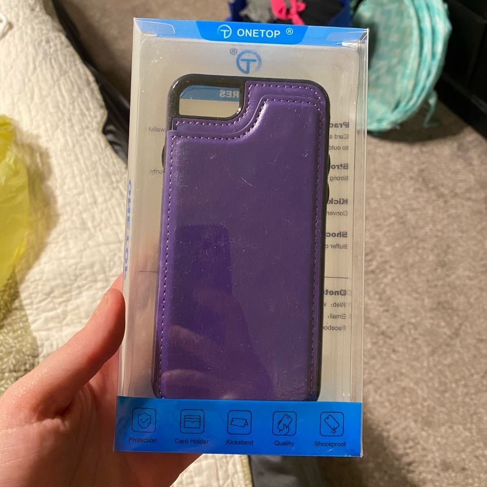 iPhone 7, iPhone 8 wallet phone case. Never been opened
